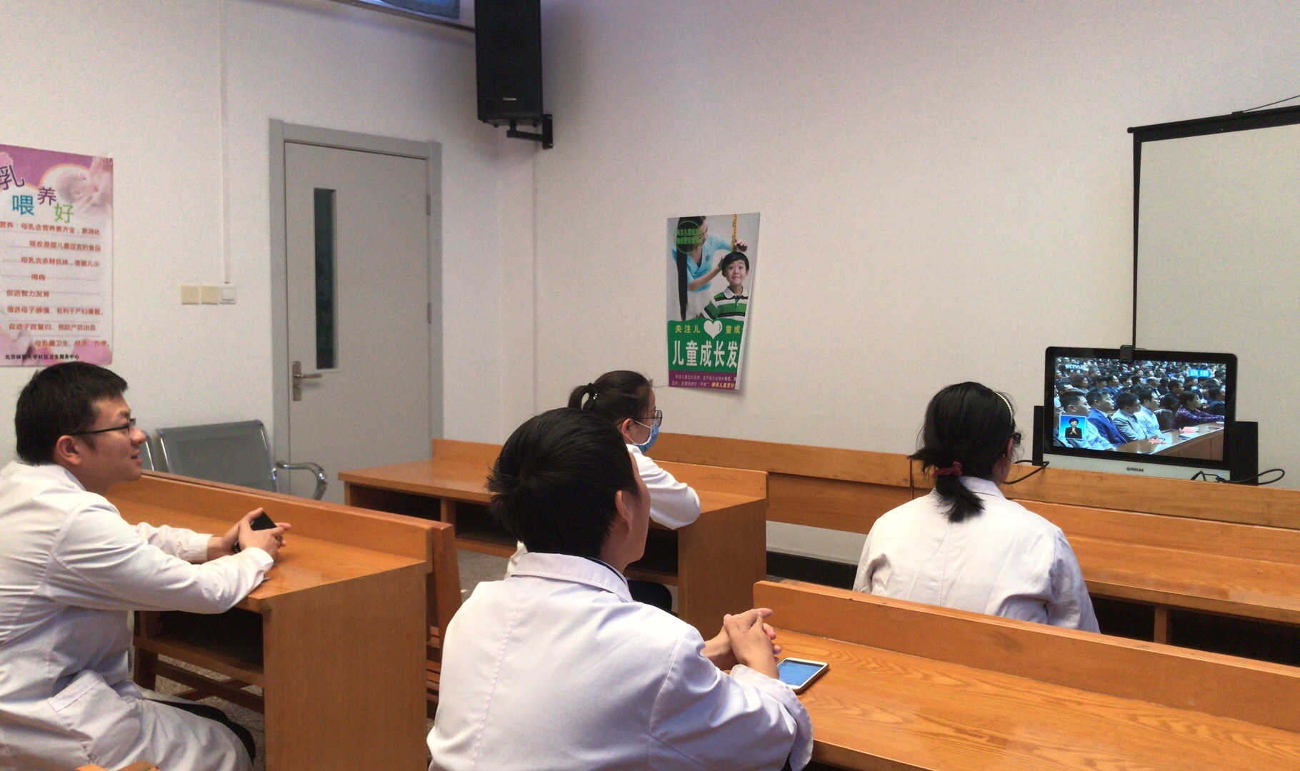 20180507085035927808