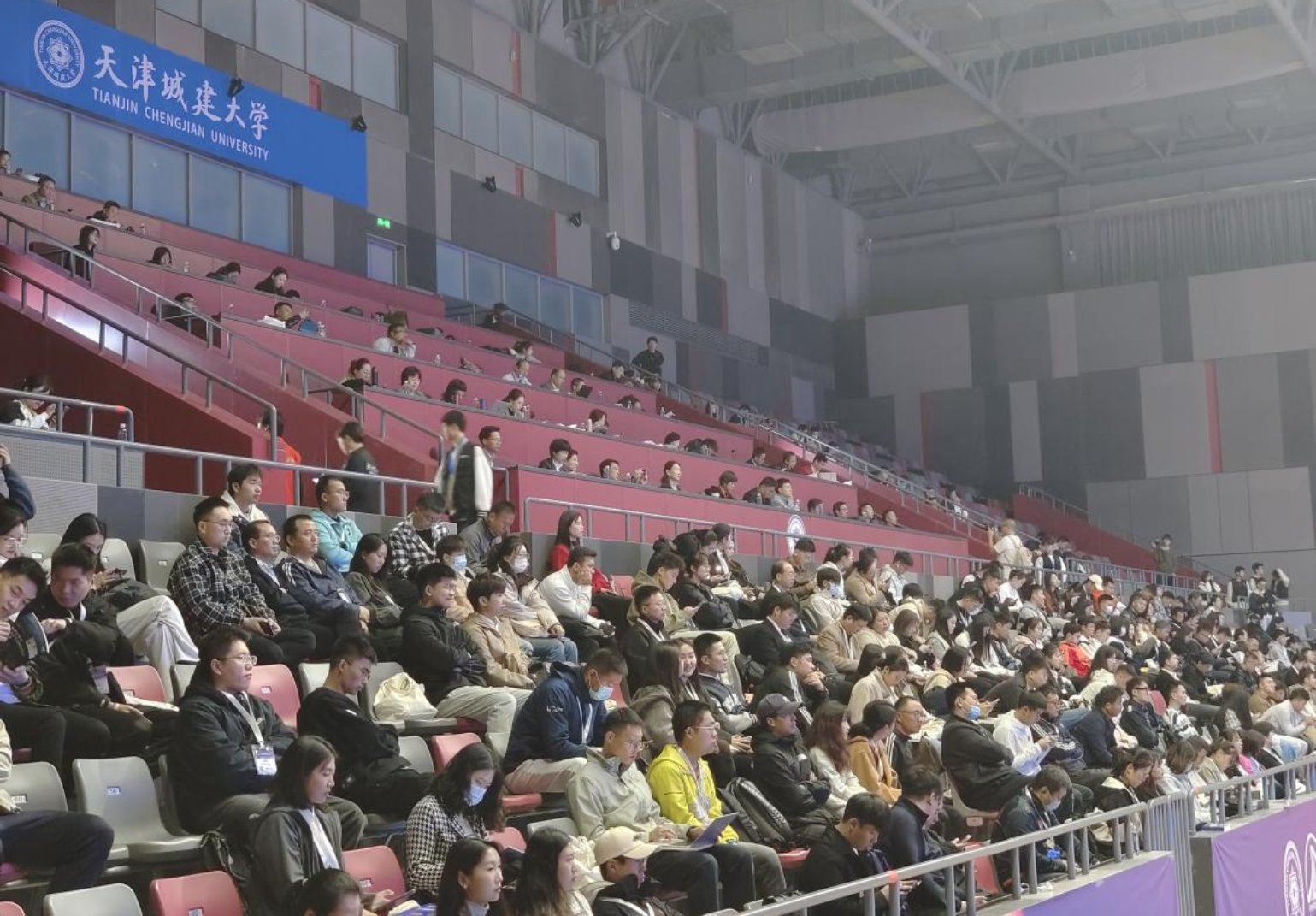 83cbd4a9d33d47169fe232a66b0461c6